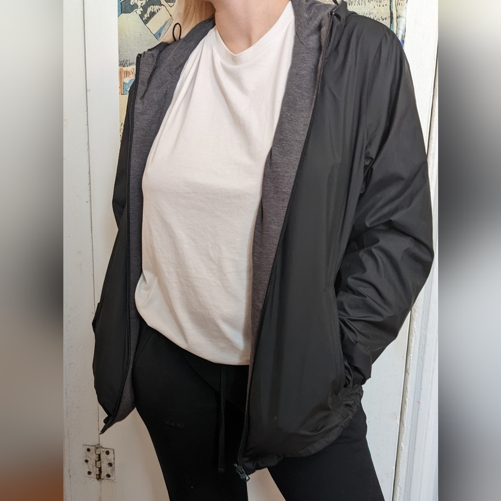 Uniqlo reversible windbreaker